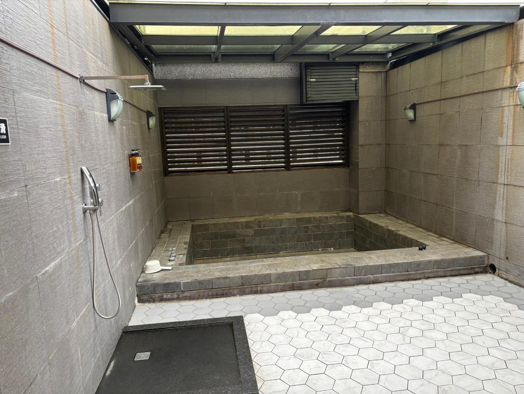 Ya Nold Hot Spring Hotel Jiaoxi Eksteriør billede